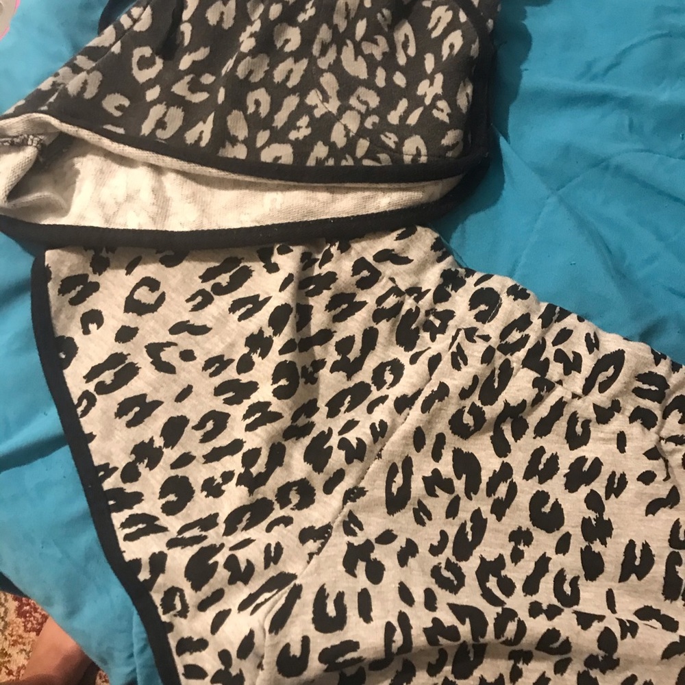 Shorts - Picture 5 of 5